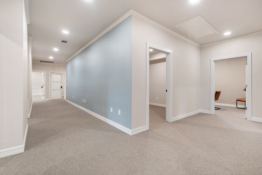 More Photos Of 14101 W Highway 290, Austin Office For Lease