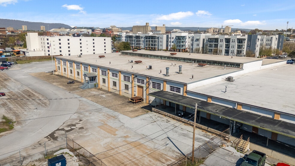 More Photos Of 405 E Main St, Chattanooga Warehouse For Sale