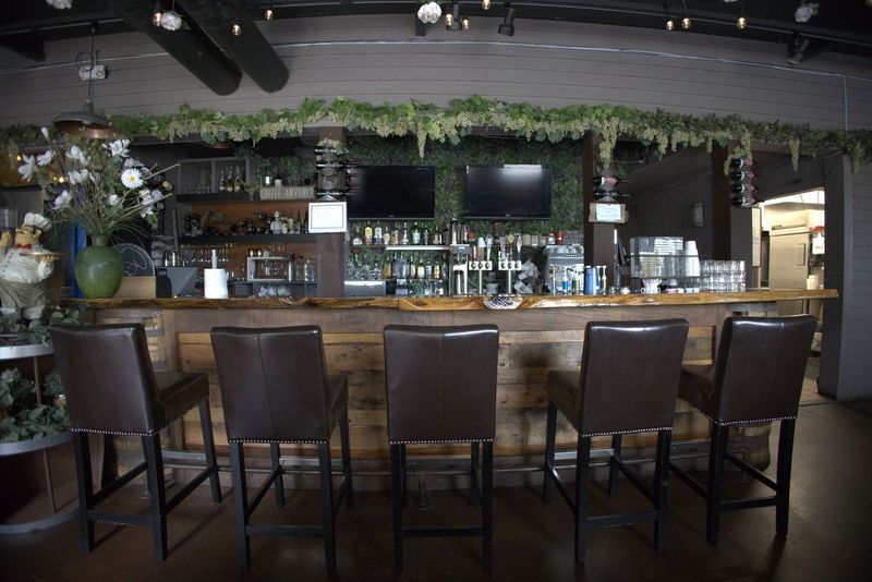 More Photos Of 5020 Cambridge Way, Plainfield Restaurant For Sale