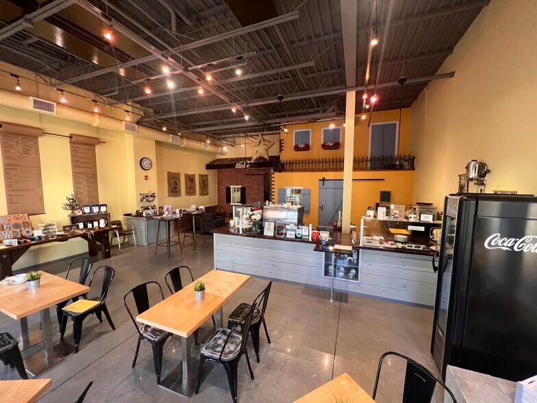 3976 Destination Dr, Osprey, FL 34229 Retail