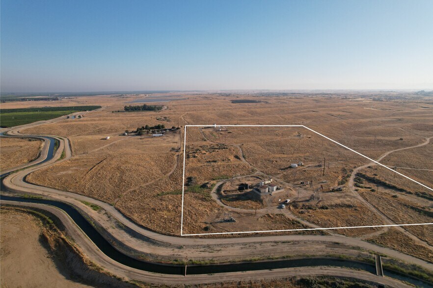 More Photos Of 20 Acres in Kern County Rd, Bakersfield Land For Sale