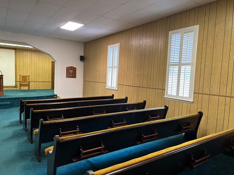 More Photos Of 500 Old Linville Rd, Marion Religious Facility For Sale