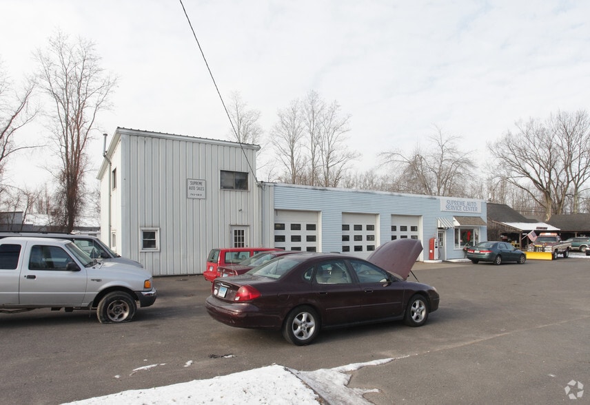 More Photos Of 68 South Rd, Somers Auto Repair For Sale