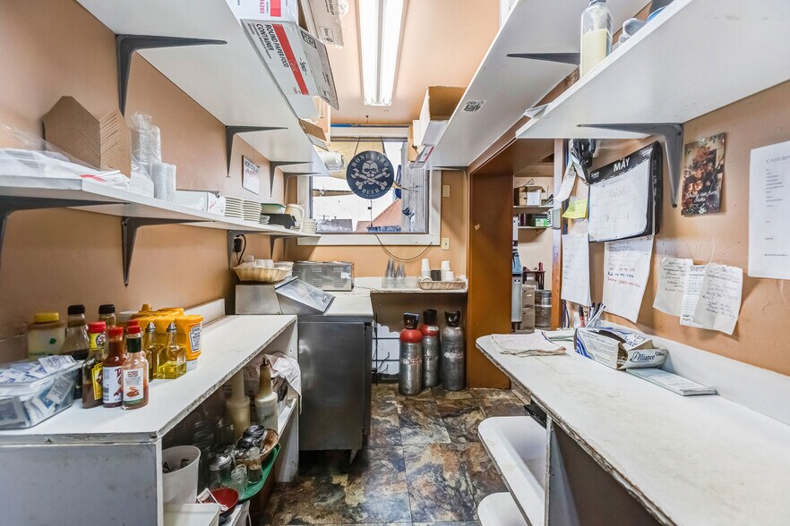 More Photos Of 263 N Main St, Donnelly Restaurant For Sale