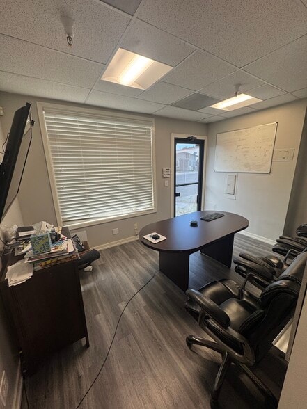 More Photos Of 433 Dumbarton Ave, Redwood City Service For Lease