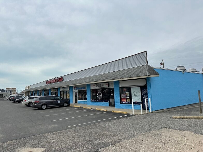 Primary Photo Of 930-980 Radio Rd, Little Egg Harbor Township General Retail For Sale