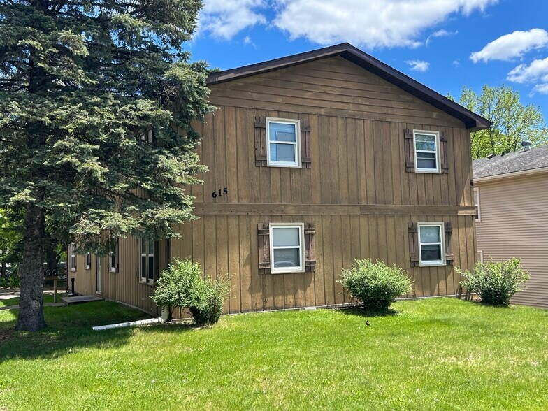 More Photos Of 615 Mount Nemo Ave, Eau Claire Multifamily For Sale
