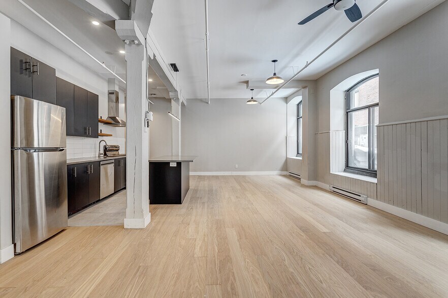 More Photos Of 110-112 Rue McGill, Montréal Apartments For Sale