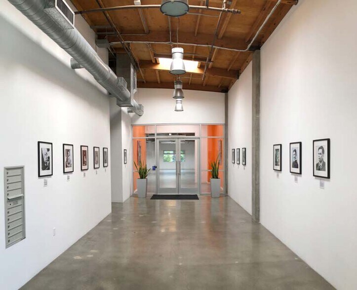 More Photos Of 5930 W Jefferson Blvd, Los Angeles Loft Creative Space For Lease