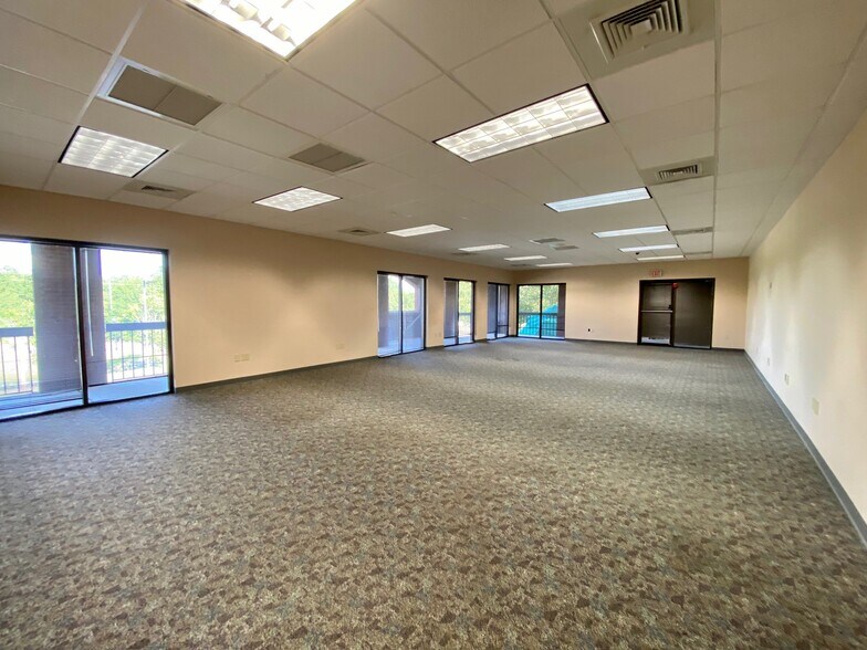 More Photos Of 1200 Brookstone Centre Pky, Columbus Office For Sale