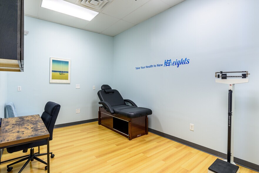 More Photos Of 100 Corporate Dr, Trumbull Office For Sale