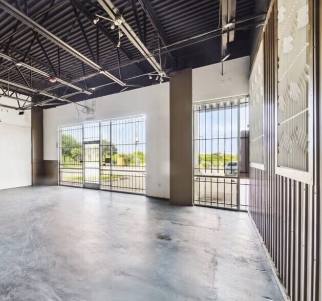 More Photos Of 8620 Grand Mission Blvd, Richmond Storefront For Lease