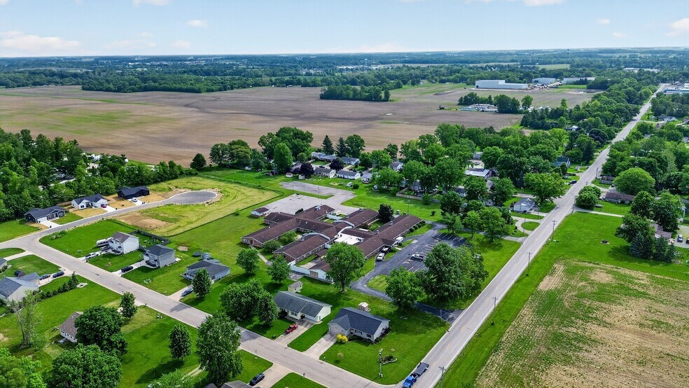 More Photos Of 1529 W Lancaster St, Bluffton Rehabilitation Center For Sale