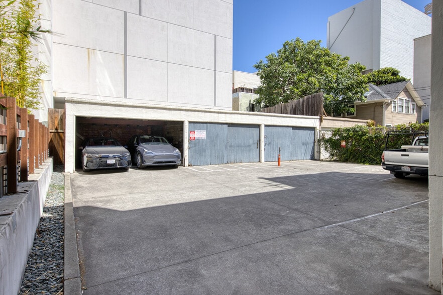 More Photos Of 2411 Durant Ave, Berkeley Apartments For Sale