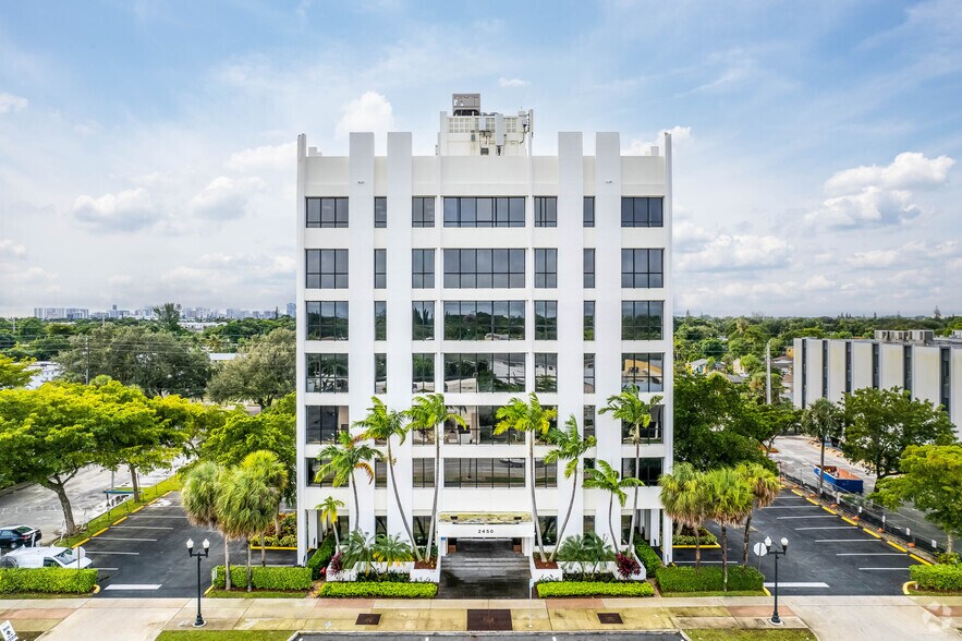 More Photos Of 2450 Hollywood Blvd, Hollywood Loft Creative Space For Sale