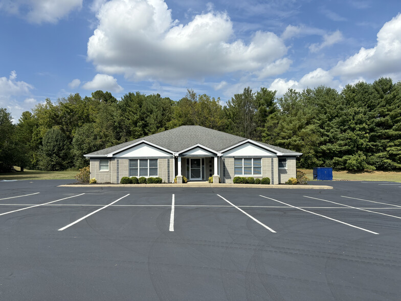 Primary Photo Of 201 Professional Park Dr, Glasgow Medical For Lease