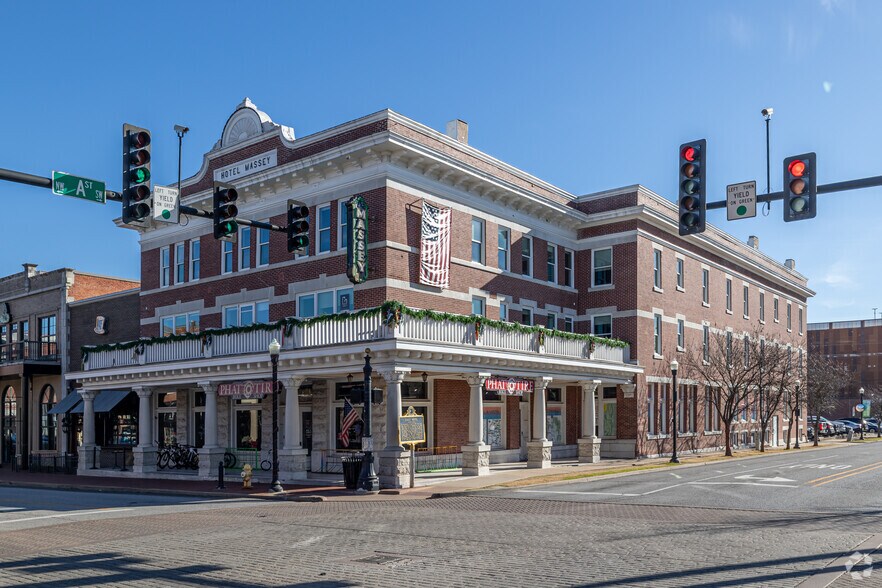 More Photos Of 125 W Central Ave, Bentonville Office For Lease