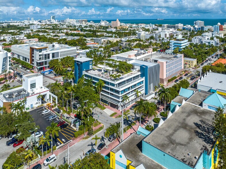 More Photos Of 429 Lenox Ave, Miami Beach Office For Lease