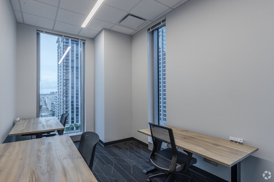 More Photos Of 333 S Garland Ave, Orlando Office For Lease