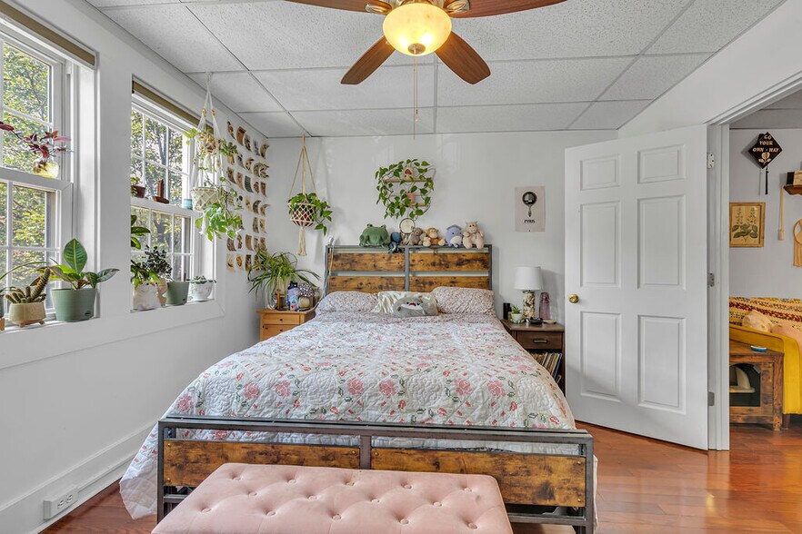More Photos Of , New Brighton General Retail For Sale