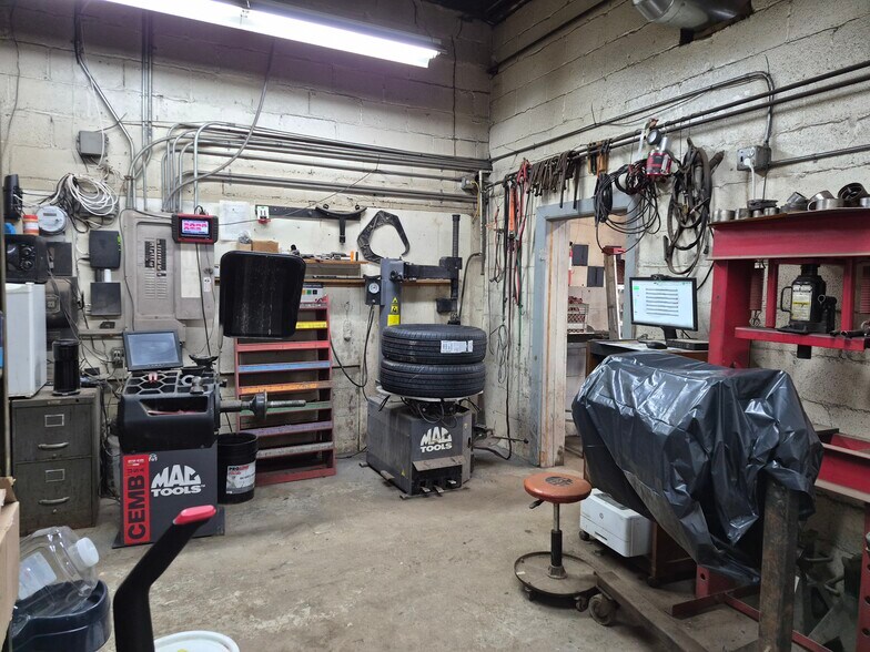 More Photos Of 2646 NY-16, Olean Specialty For Sale