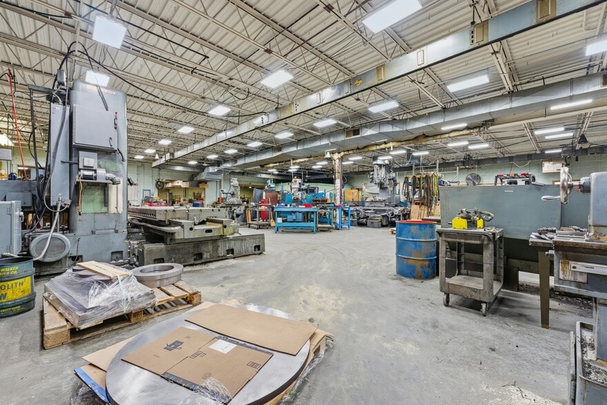 More Photos Of 330 Fuller Rd, Chicopee Distribution For Sale