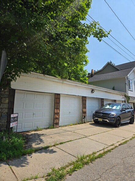 More Photos Of 13 Arch St, Butler Parking Lot For Sale