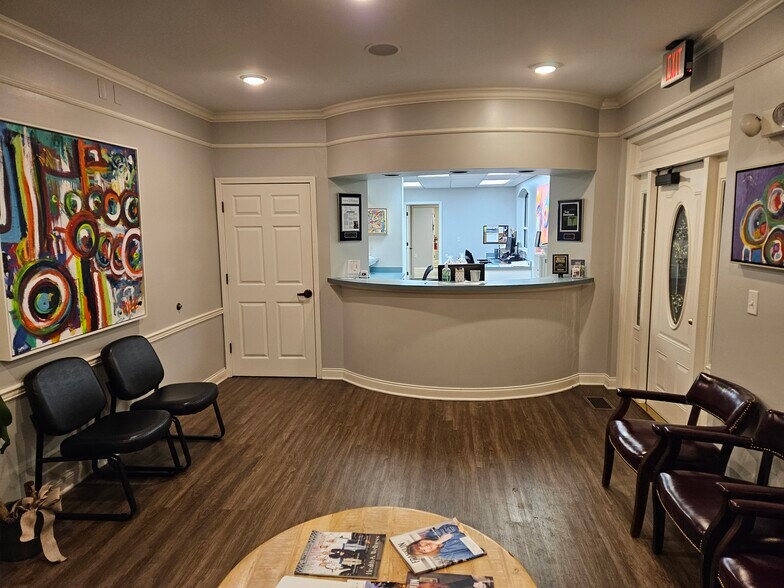 More Photos Of 4095 Mallory Ln, Franklin Medical For Sale