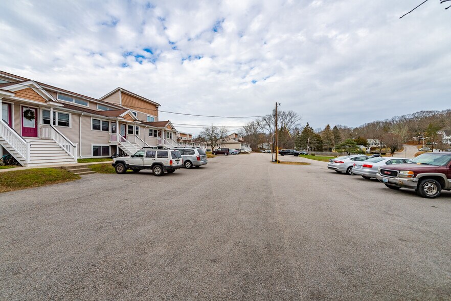 More Photos Of 50 Murray St, Coventry Apartments For Sale