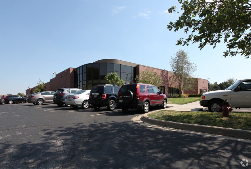 More Photos Of 11510 W 80th St, Lenexa Research And Development For Sale