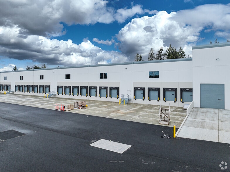 More Photos Of 13510 E Canyon Rd, Tacoma Unknown For Lease