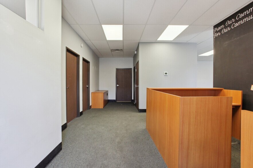 More Photos Of 5961-5975 Broadway, Denver Warehouse For Lease