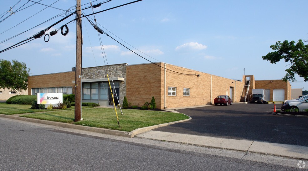 More Photos Of 7040 Colonial Hwy, Pennsauken Manufacturing For Lease
