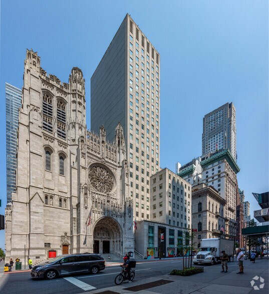 More Photos Of 680 Fifth Ave, New York Office For Lease