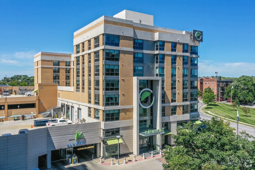 More Photos Of 3253 Dodge St, Omaha Hotel For Sale