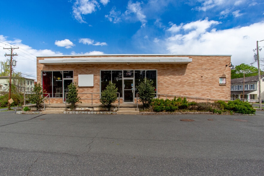 Primary Photo Of 720 Easton Rd, Riegelsville Freestanding For Lease