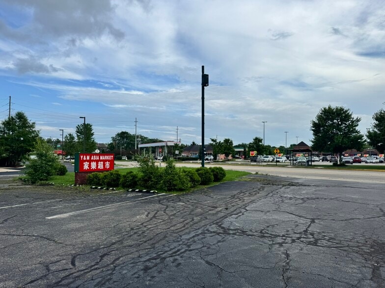 More Photos Of 5930 Fairfield Rd, Oxford Freestanding For Sale