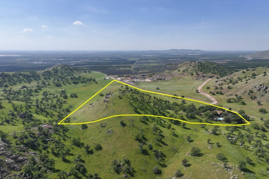 More Photos Of Driver 152, Orosi Land For Sale