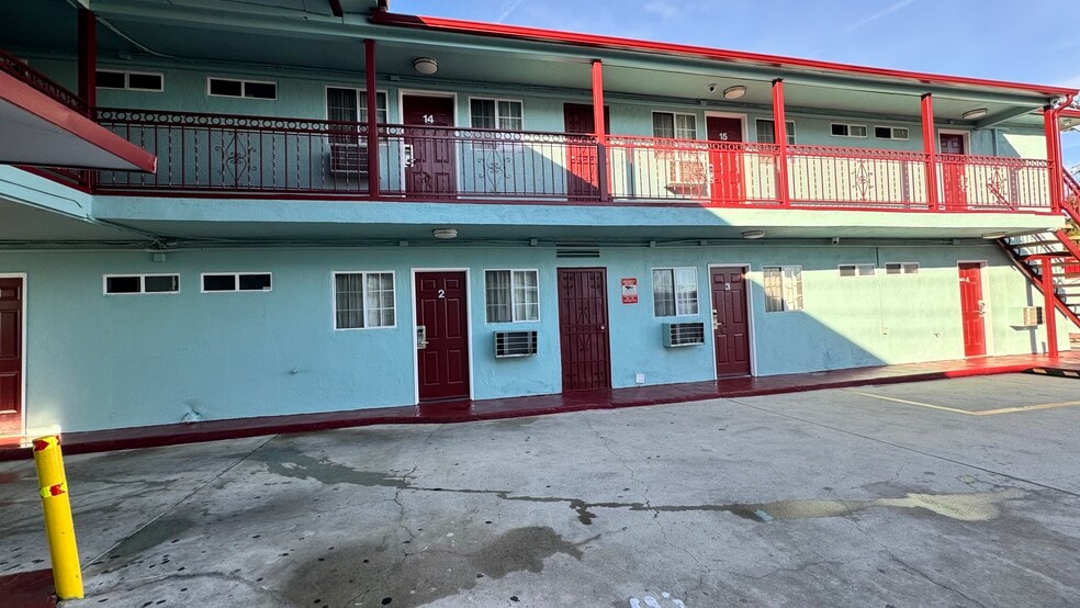 More Photos Of 6310 S Figueroa St, Los Angeles Hotel For Sale