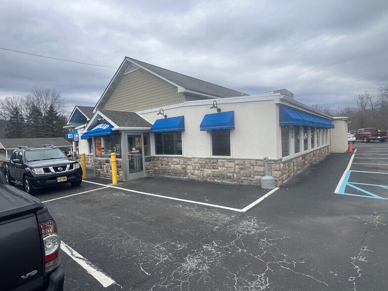 More Photos Of 438 US Highway 206, Branchville Restaurant For Sale