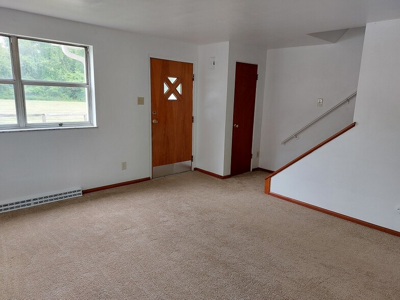 More Photos Of 435 Woodland Ave, Steubenville Apartments For Sale