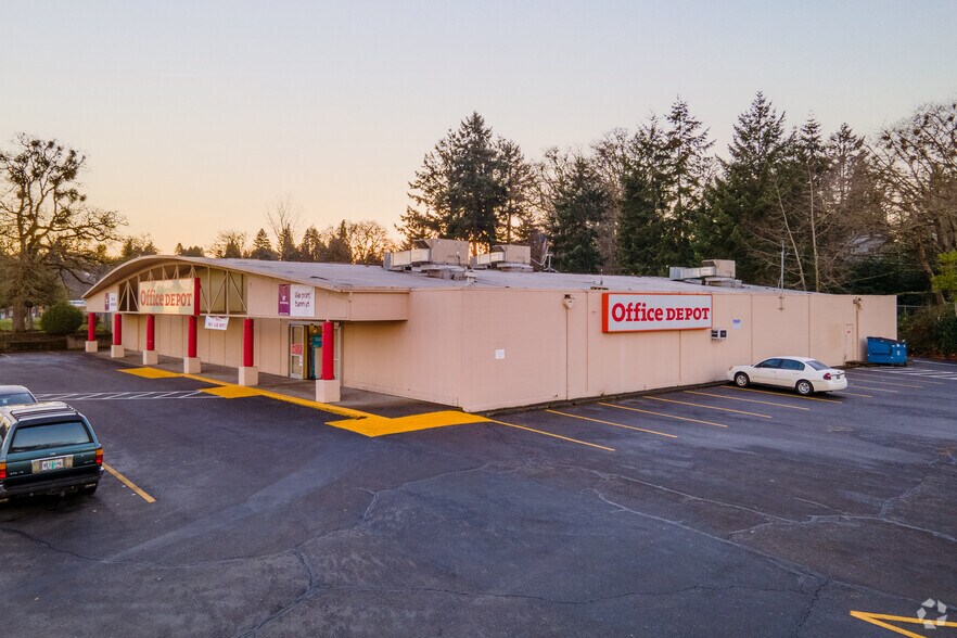 More Photos Of 2945 Liberty Rd S, Salem Freestanding For Sale