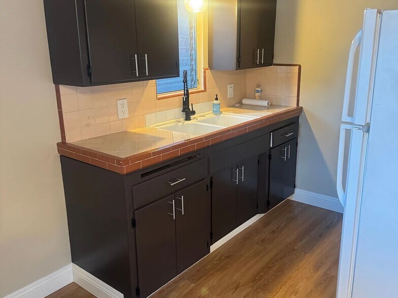 More Photos Of 3206-3216 Reynard Way, San Diego Apartments For Sale