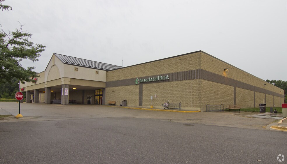 More Photos Of 2502 Shopko Dr, Madison Supermarket For Lease