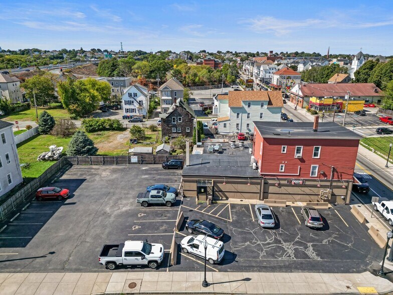 More Photos Of 218 Coggeshall St, New Bedford Storefront Retail Residential For Sale