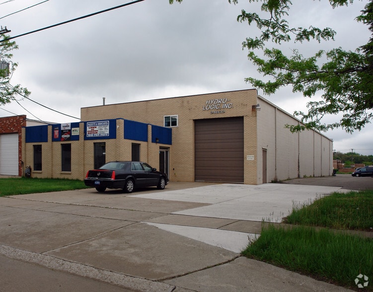 More Photos Of 24832 Romano St, Warren Warehouse For Sale