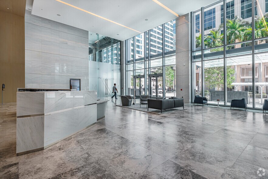 More Photos Of 201 E Las Olas Blvd, Fort Lauderdale Office For Lease