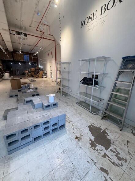 More Photos Of 343 Canal St, New York Office For Lease