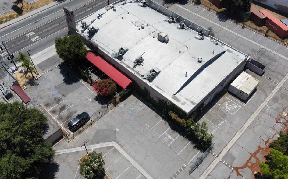 More Photos Of 304 S E St, San Bernardino Restaurant For Sale