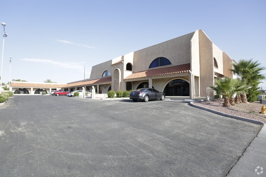 More Photos Of 3651 Lindell Rd, Las Vegas Medical For Lease